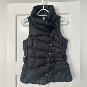 Lululemon Get Down Black Quilted Puffer Vest Size 6 Black